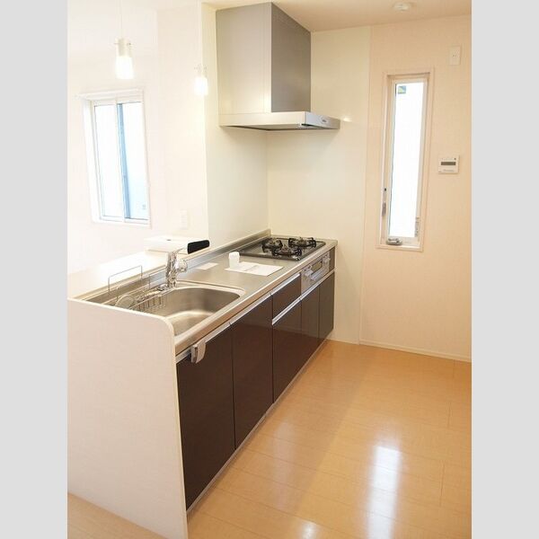 ラ・フォーレ日野台 システムキッチン