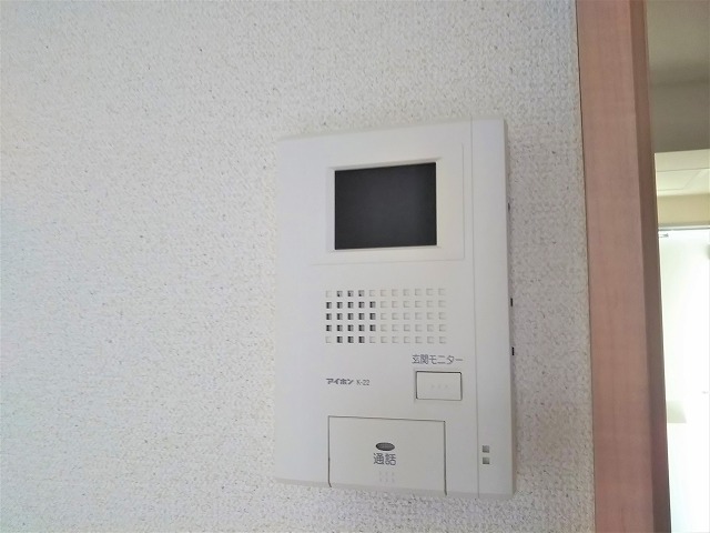 レオパレスリョーヒーナ304号室 モニター付インターホン