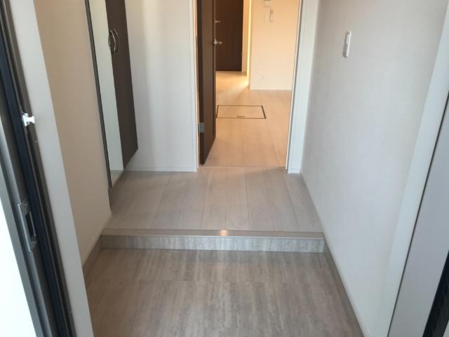 ラ・ジオンあきる野106号室 玄関