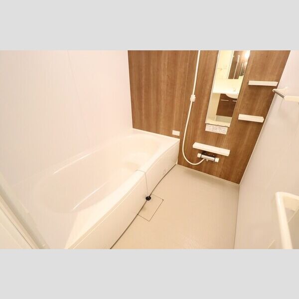 ヴァン・ヴェールおおたかの森　Ⅱ302号室 浴室