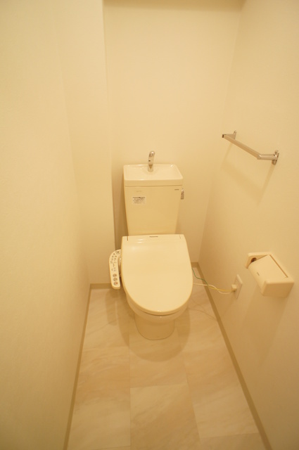 コンフォート北方0103号室 トイレ