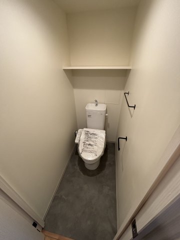 アールリエット武蔵境クラフト202号室 トイレ