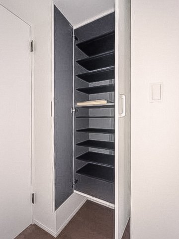 エルファーロ中野富士見町 収納