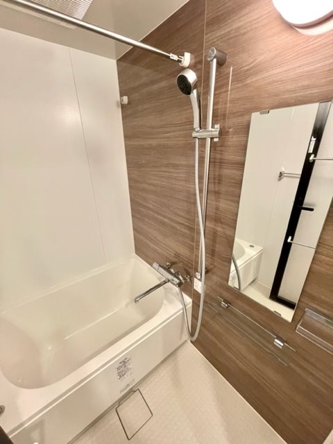 クレヴィアリグゼ世田谷松陰神社前4階 お風呂