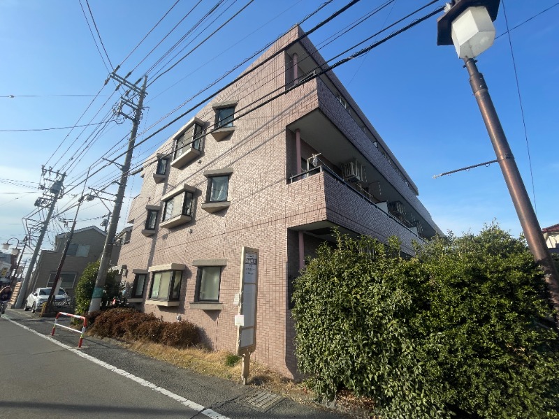 トゥイナーハウス3階 外観