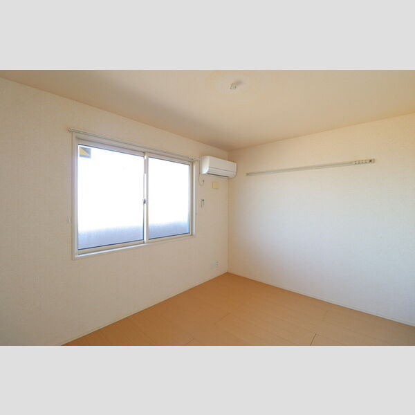 テラスガーデン303号室 同建物別部屋の参考画像