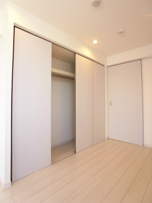 リブリ・サンオアシス1階 収納