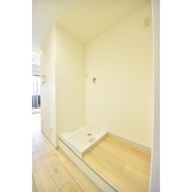 エフパークレジデンス妙蓮寺0102号室 内観