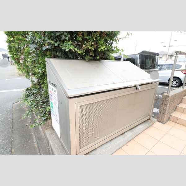 エルパラシオ鷺沼台 ゴミステーション