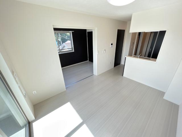 ルーチェス弁天 リビング