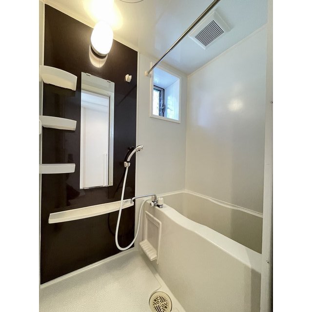 olive house 上大岡101号室 ゆったりくつろげる追い焚き機能付バス