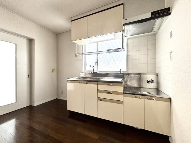 ジュネパレス藤沢0103号室 キッチン