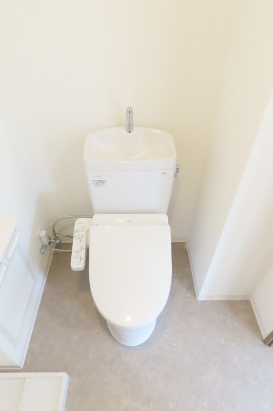 T’s garden稲城2階 トイレ