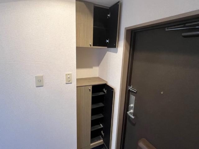 エポック橘106号室 下駄箱