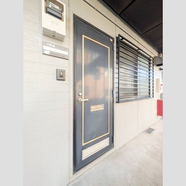 エクレールU 玄関ドア