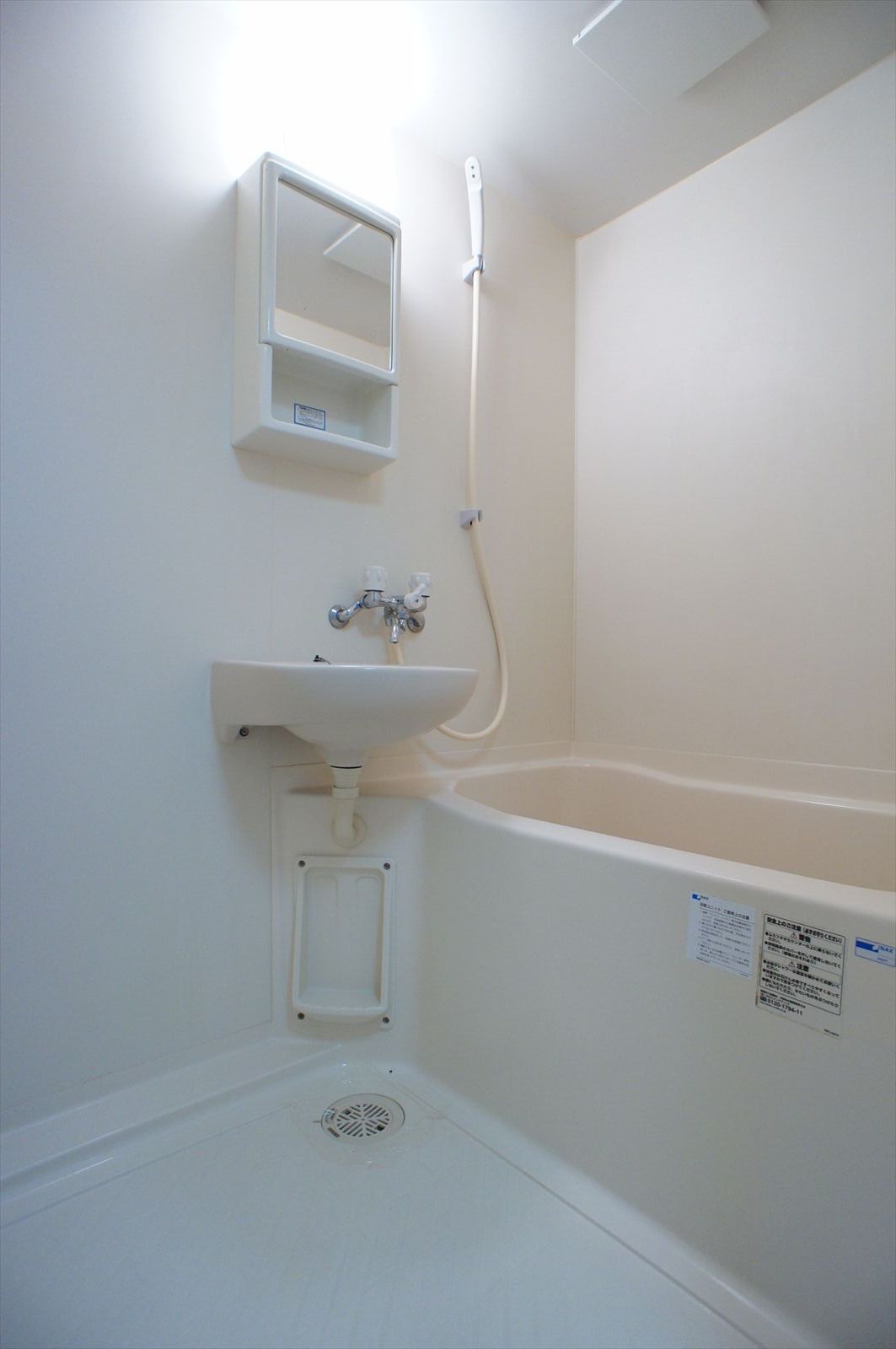 サワークレスト0301号室 スペースが確保できる洗面所です