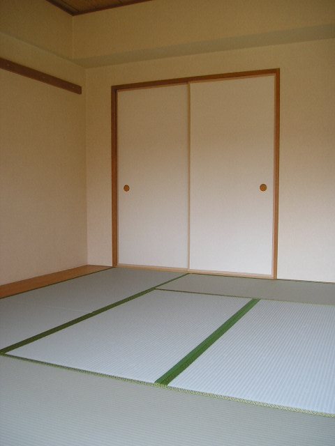 セザンつくし野2階 寝室