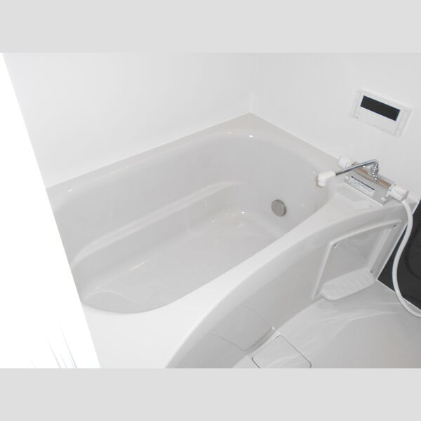 コリーヌ201号室 浴室