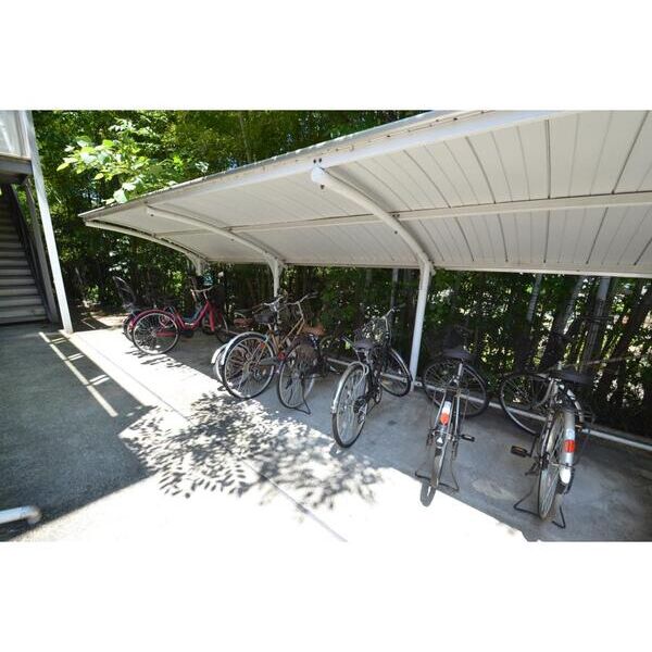 フォレストＩＩＩ203号室 エントランス