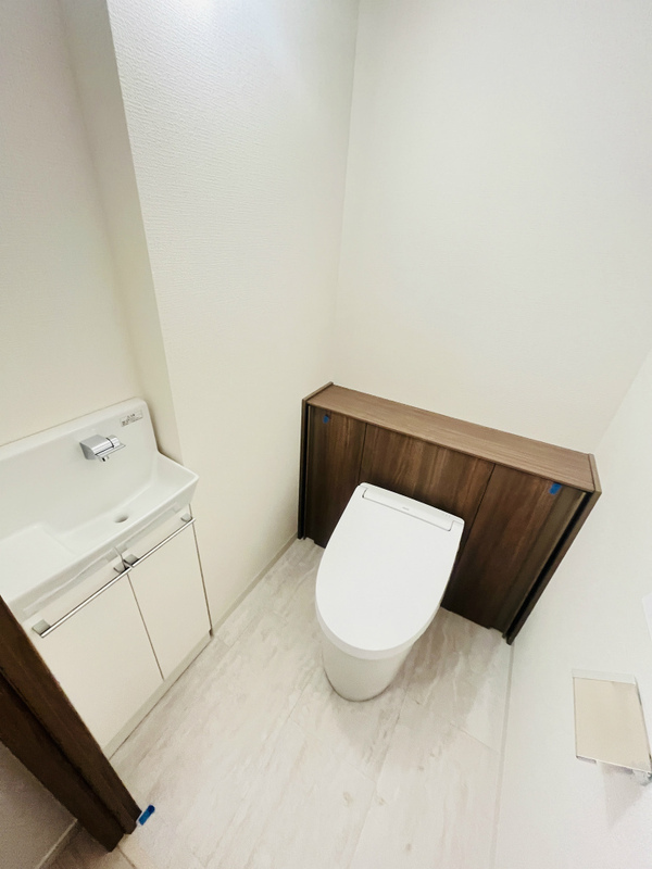 THE MAYFAIR5階 トイレ