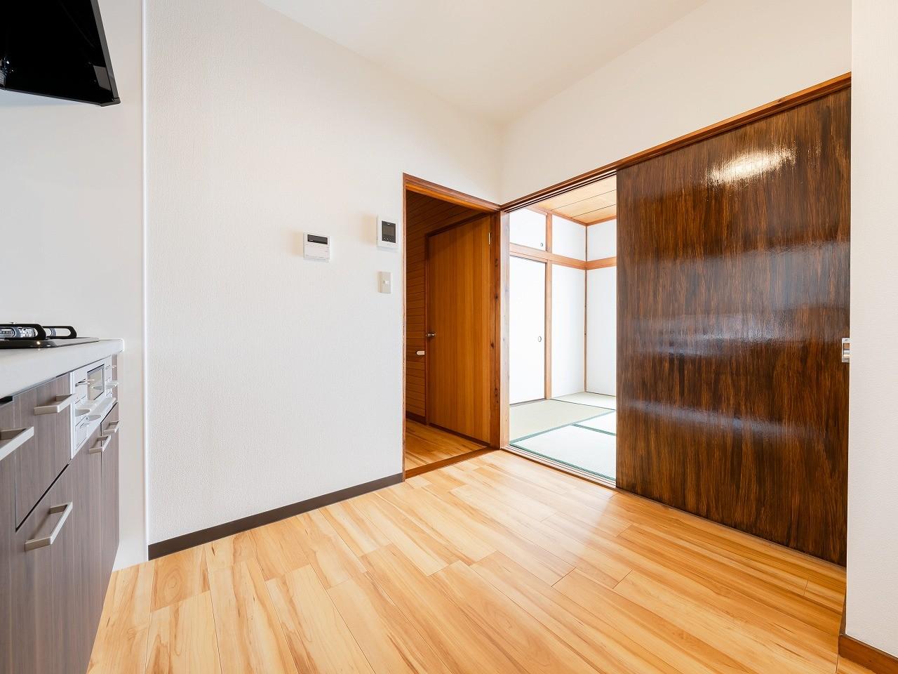 新座栄戸建 内観