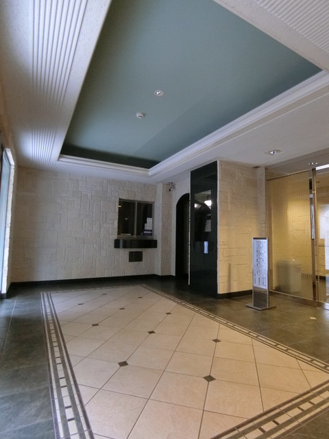 ガラ・シティ武蔵小杉5階 建物の内部です