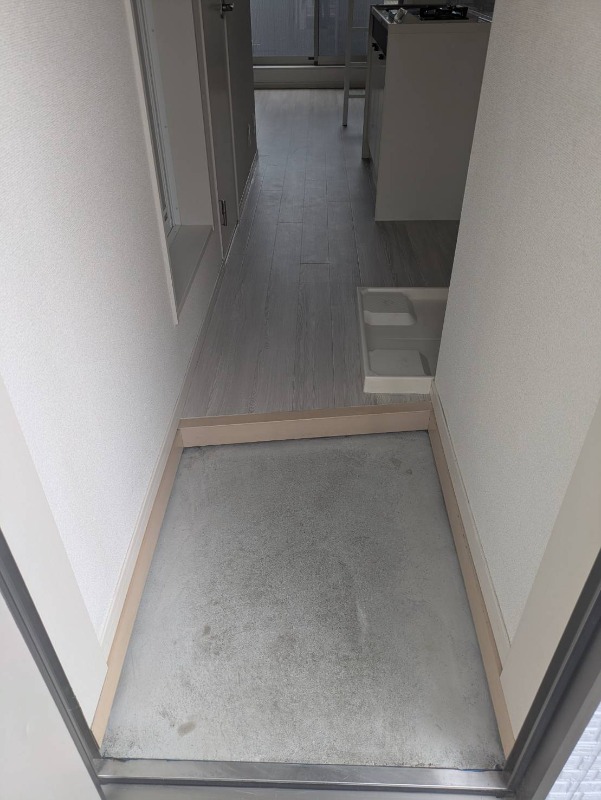 エクセレント三春台 玄関