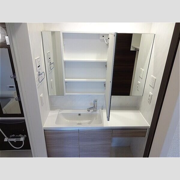 RAFALE-ERI(ラファール-エリ) 洗髪洗面化粧台