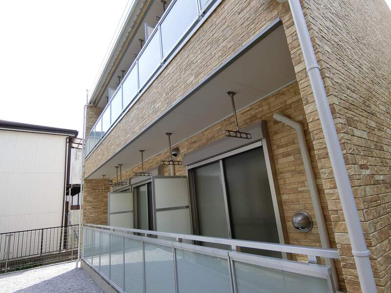 リブリ・004 外観