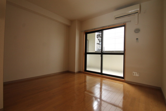 三雅ビル 洋室！