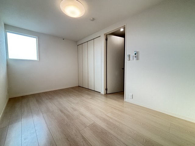 Ｕ１－ＰＬＡＣＥ0303号室 リビング