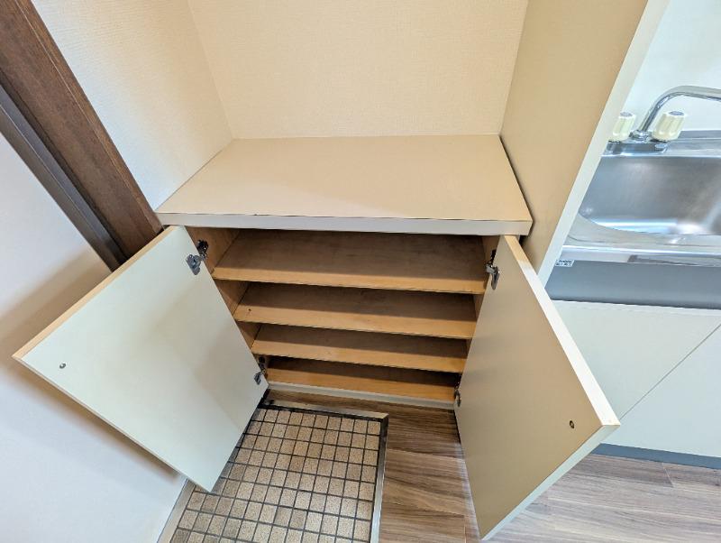 ソシエート丸杉1階 同建物別部屋の参考画像