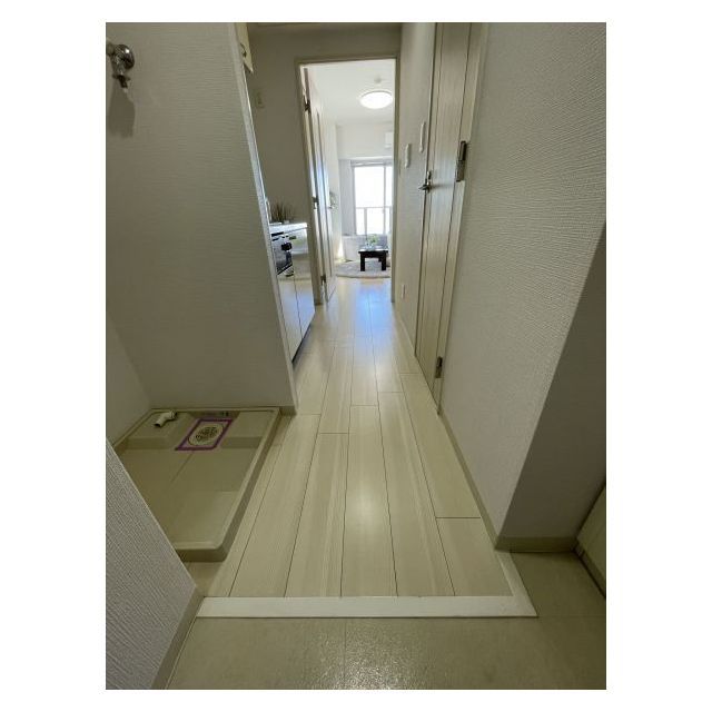 ルクレ中落合0901号室 ※モデルルーム（家具など小物類は物件に付