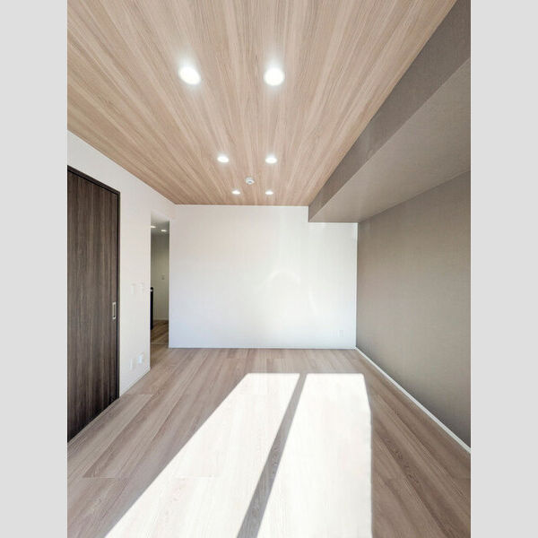 ノーブルヴィラ曙町102号室 LDK