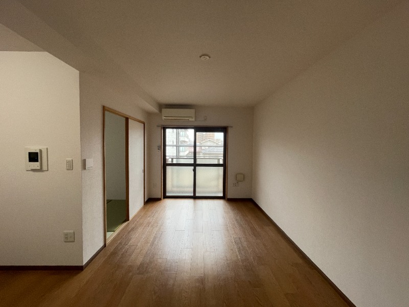 パストラル西府2階 リビング