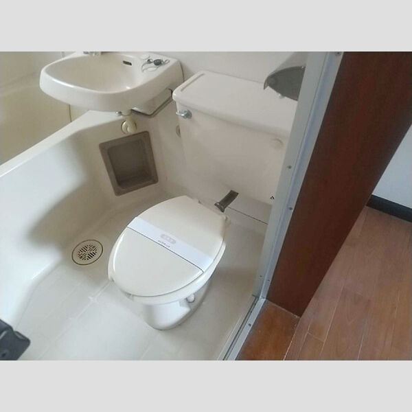 コーポ池田桃井 トイレ