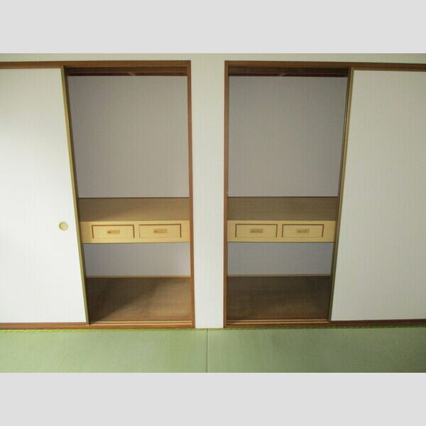 パークハイム　AB A101(物入)