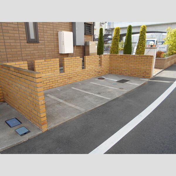 マグノリア207号室 バイク置き場