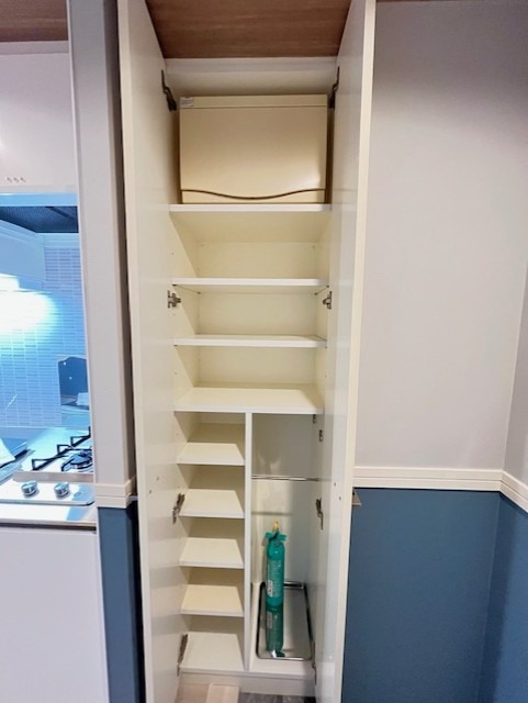 レジディア新宿御苑7階 収納