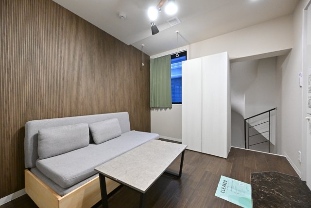 Apartment小石川後楽園1階 洋室1/家具・小物はイメージです 