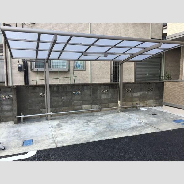 メゾン ソレイユ 屋根付き駐輪場