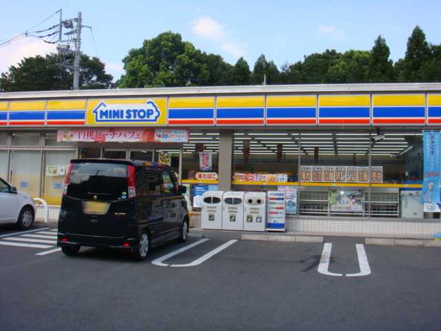 ミ・カーサ河辺A ミニストップわかぐさ公園前店まで752ｍ