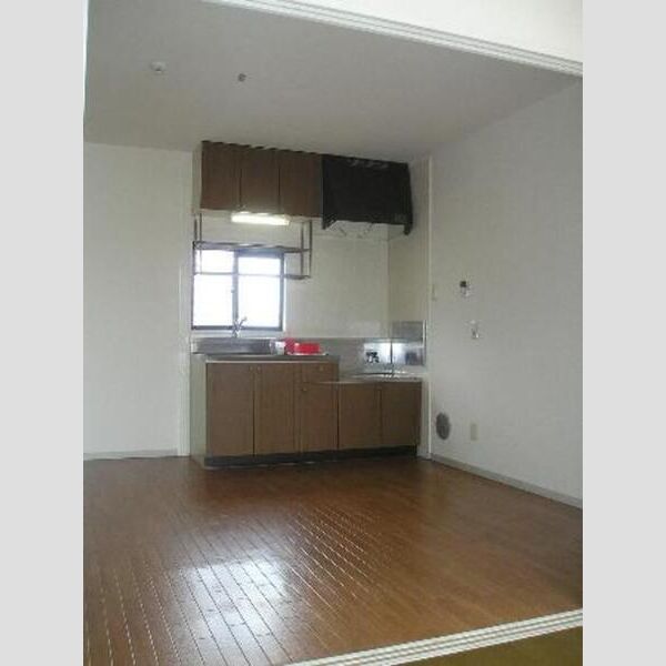 アメニティー8 DK