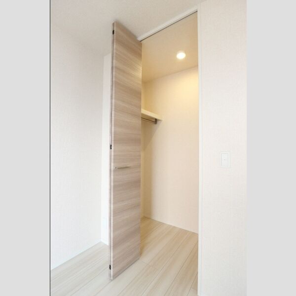 コーポ　ルピナス クローゼット