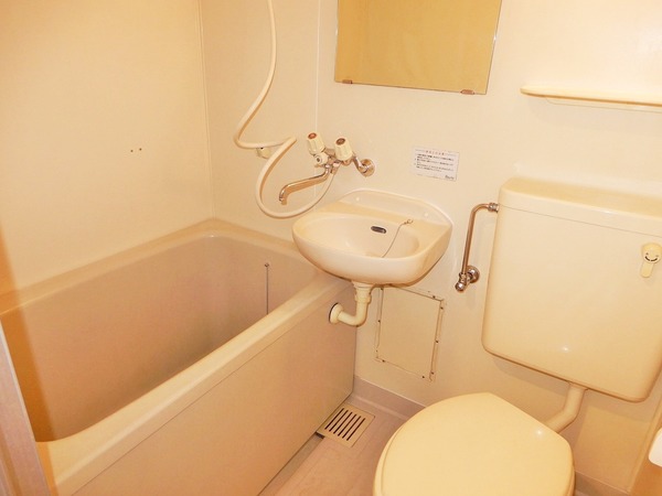 カレッジハイツＡＳＡＫＡⅠ212号室 同建物別部屋の参考画像