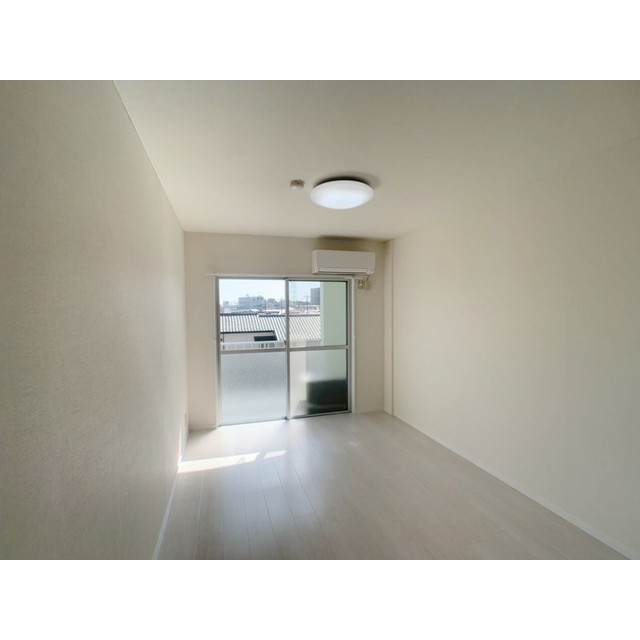 第1松葉町マンション リビング