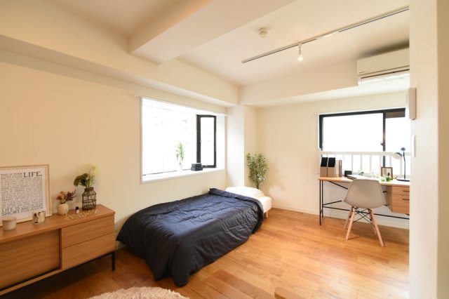 クレベール西新宿フォレストマンション2階 ※家具小物等はイメージです