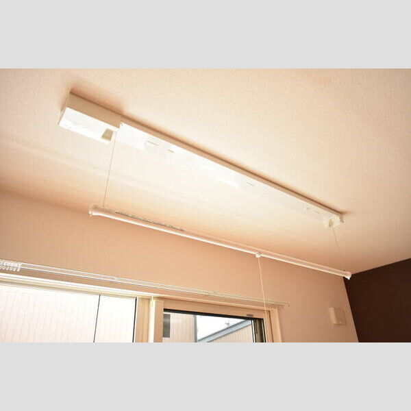 ハイムラフォーレ　Ⅲ101号室 室内物干