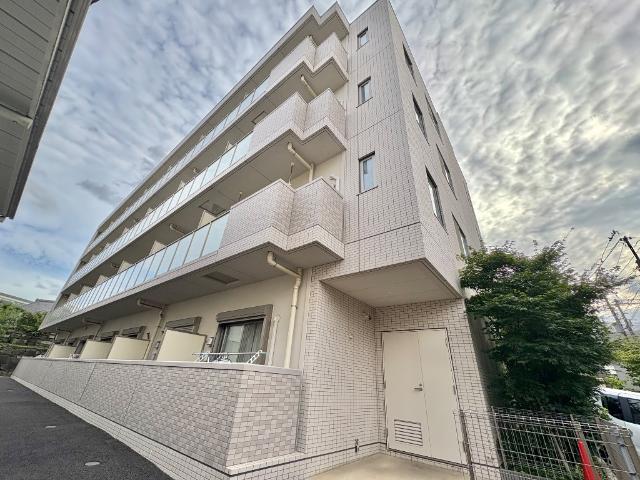 フローラ小石川 外観写真（昼）