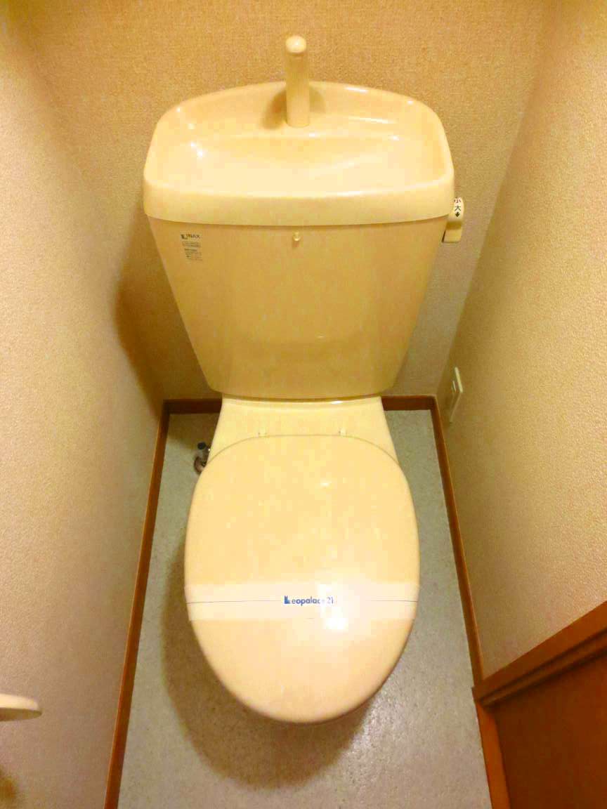 レオパレスポトリバＩ 外観